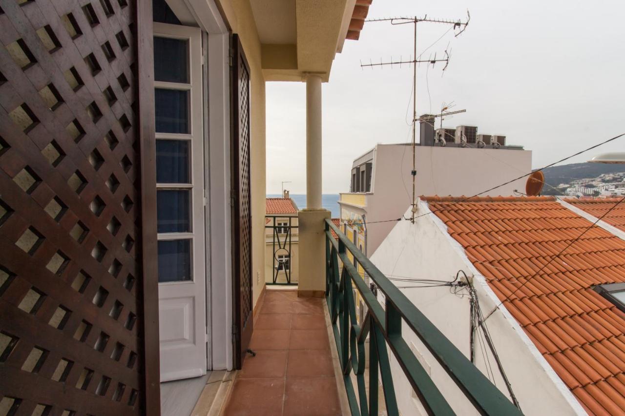 Beach And Mountain Apartment Lisboa / 塞辛布拉 外观 照片